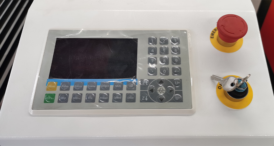 Difference Between Ruida RDC6445G and RDC6442S Controller for CO2 Laser Engraving Cutting Machine